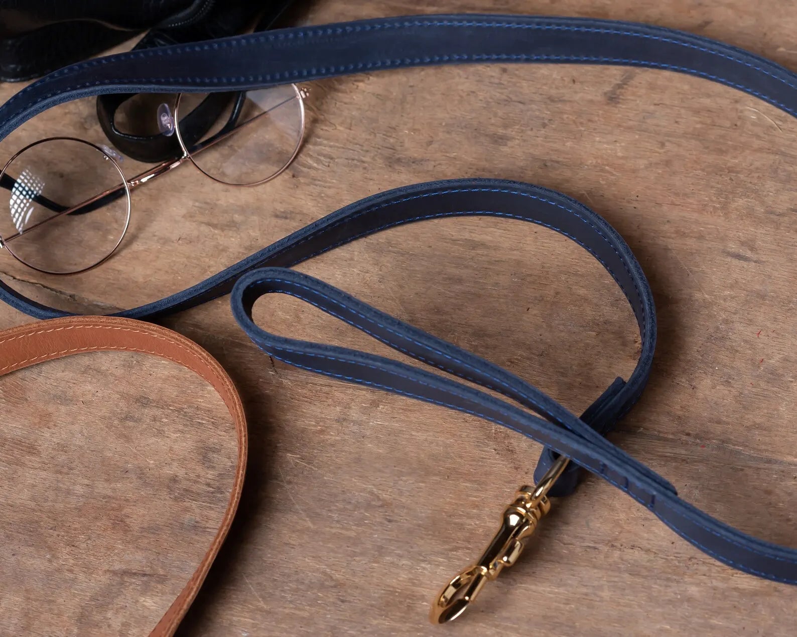 Leather Dog Double-Sided Leash, Leather Dog Leash, Leather Pet Leashes, Puppy Leash, Leather Dog Lead with Handle for Small and Large Dogs